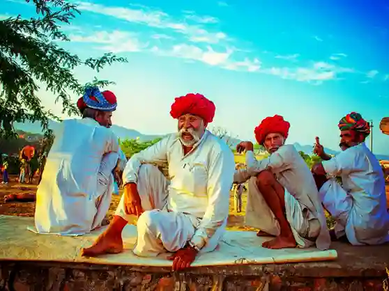 Todo Primerizo Va al Taj Mahal. Casi Nadie Encuentra Tordi Garh. Este Tour te Da los Dos.